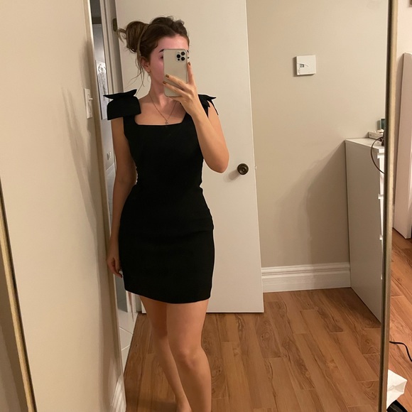 Black Bow Dress - Picture 1 of 4